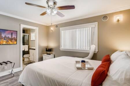 Awesome 3Br 2Bth 1 Block To Beach C2 Newport Beach Exterior photo