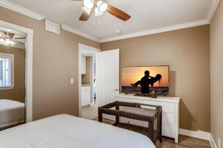 Awesome 3Br 2Bth 1 Block To Beach C2 Newport Beach Exterior photo
